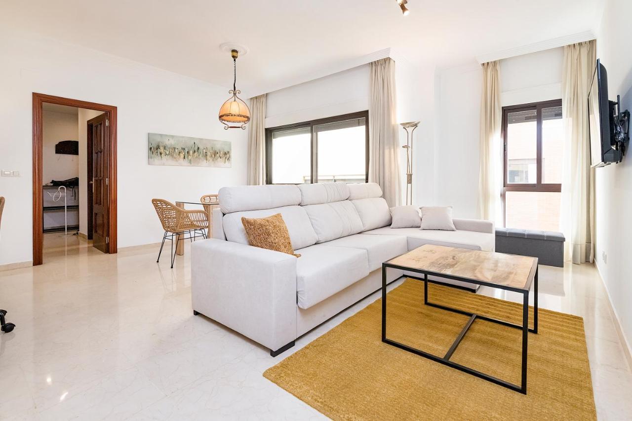 Bhost - Colon Apartment Malaga Exterior photo