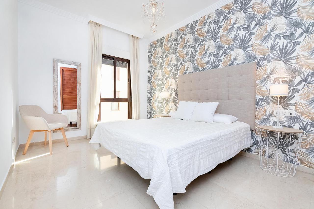 Bhost - Colon Apartment Malaga Exterior photo